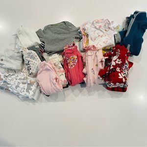 Newborn clothing bundle
